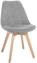 Moderner Esszimmerstuhl aus Kunststoff und Stoff mit Holzgestell