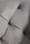 Moderner Esszimmerstuhl mit gepolstertem Samtbezug und Steppmuster