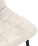 Komfortabler Esszimmerstuhl mit Samtbezug und Metallgestell