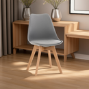 Moderner Esszimmerstuhl aus Kunststoff und Stoff mit Holzgestell