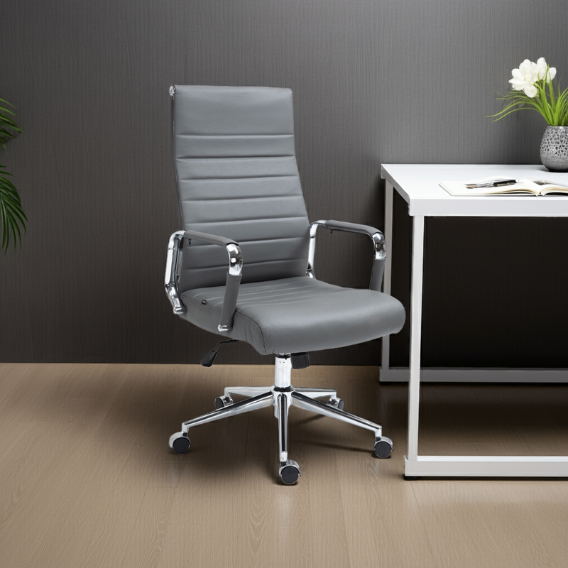 Modernster Bürostuhl aus Echtleder